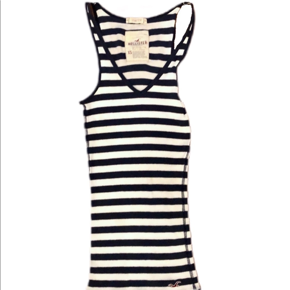 🍃 Buy 2 get 1 Free! Hollister striped v neck top